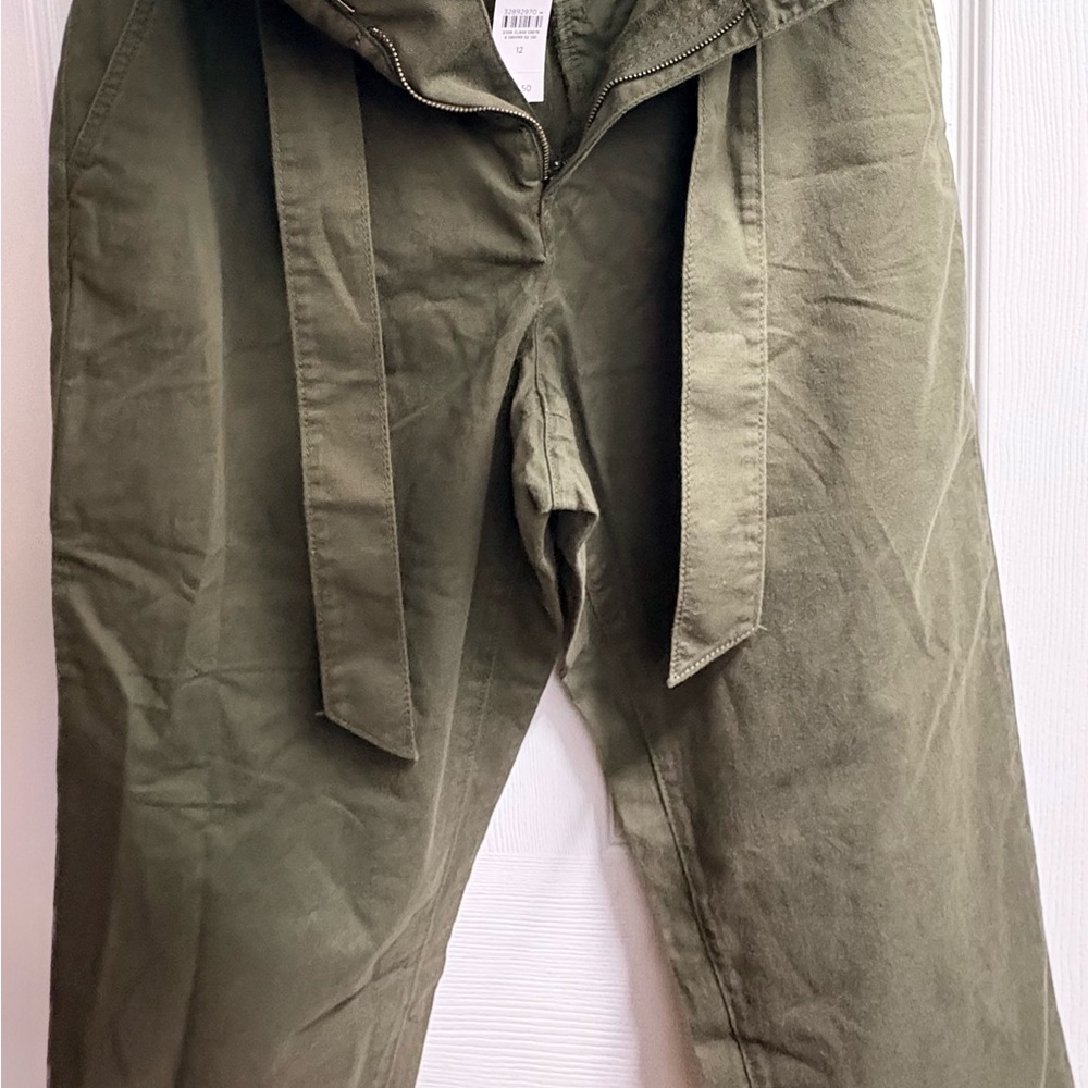 LOFT Women’s Cropped Olive High Waisted Paper Bag Trousers w/ removable belt